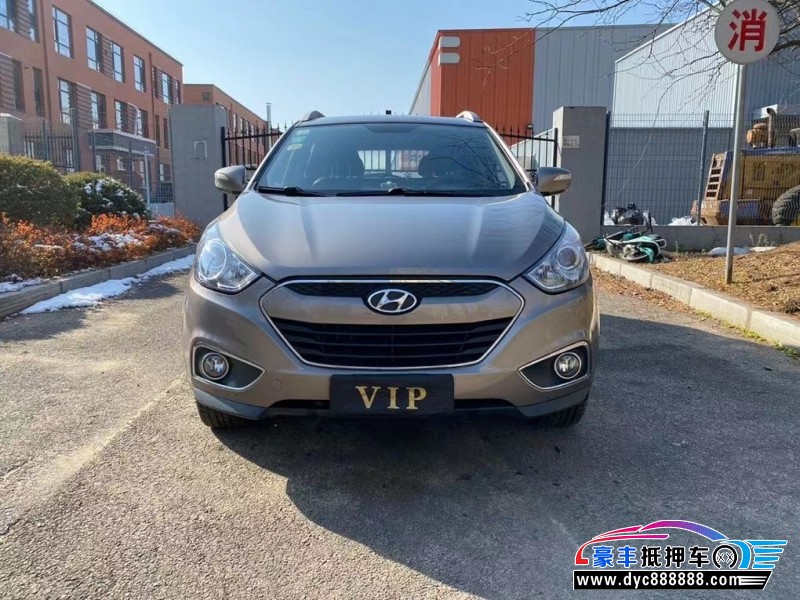 13年现代ix35SUV抵押车出售