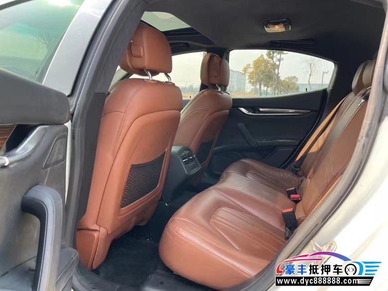 15年玛莎拉蒂Ghibli轿车抵押车出售