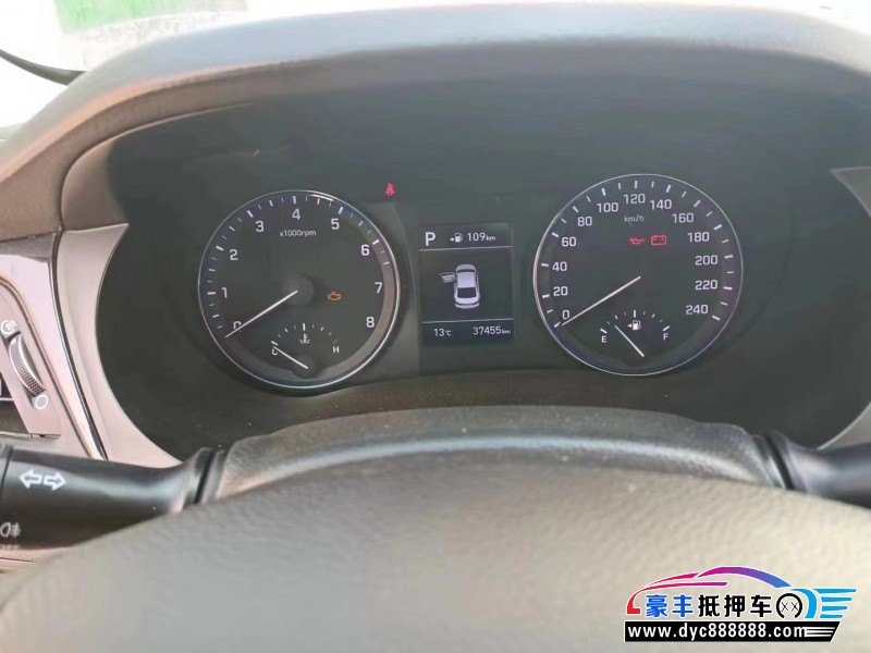 19年现代名图轿车抵押车出售