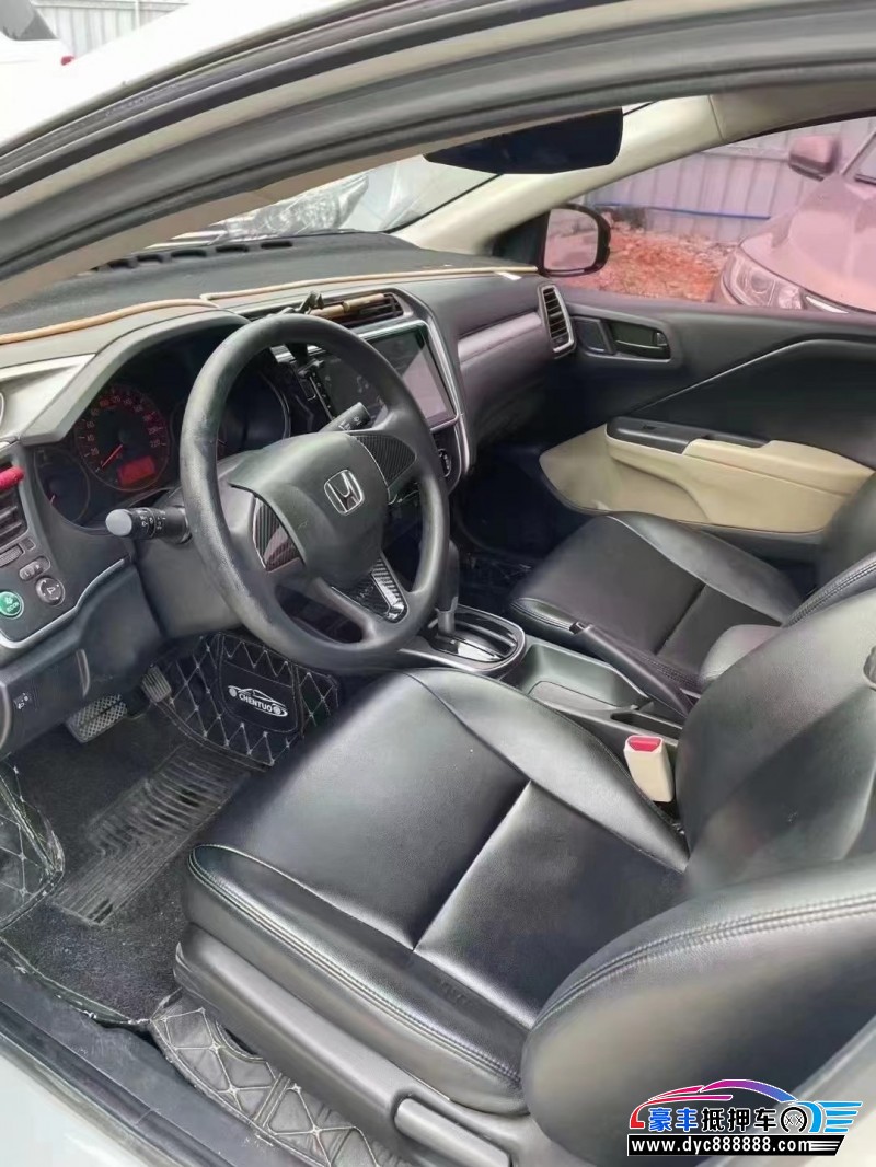 19年本田哥瑞轿车抵押车出售