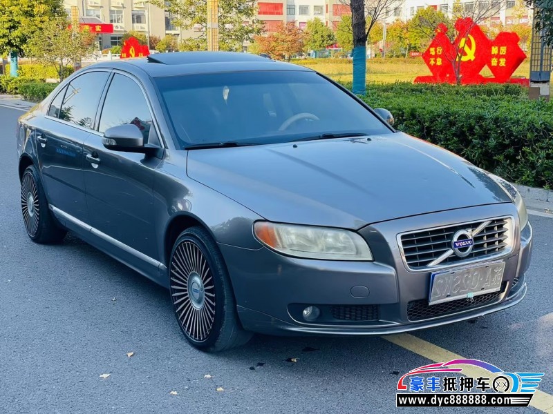 11年沃尔沃S80轿车抵押车出售