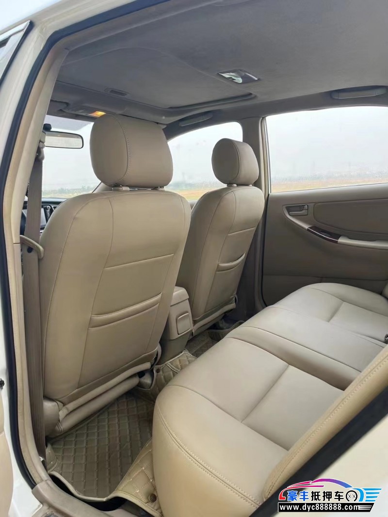 13年丰田花冠轿车抵押车出售