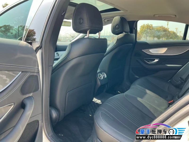 21年奔驰CLS轿车抵押车出售