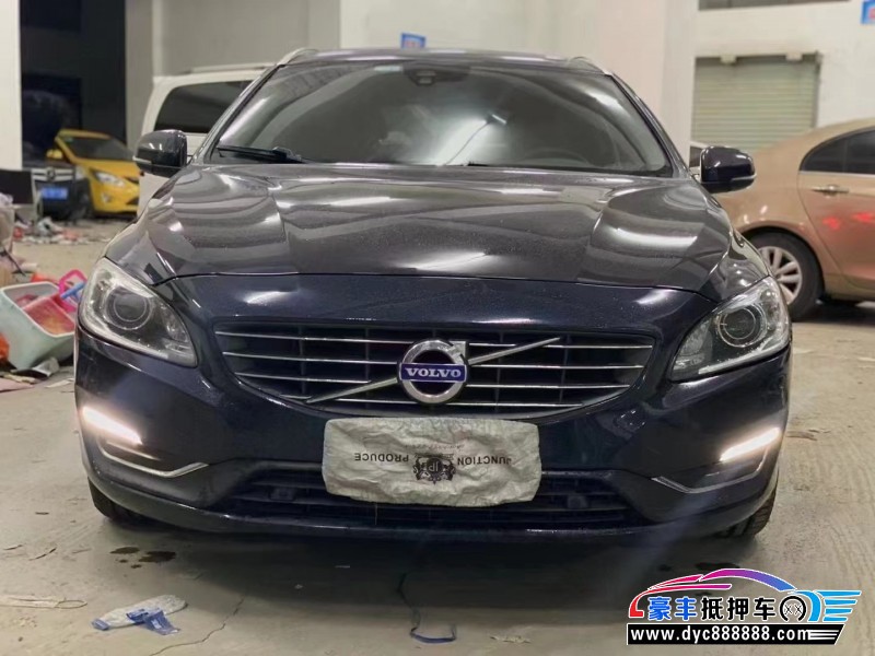 16年沃尔沃V60轿车抵押车出售