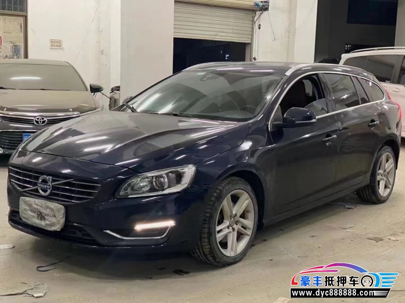 16年沃尔沃V60轿车抵押车出售