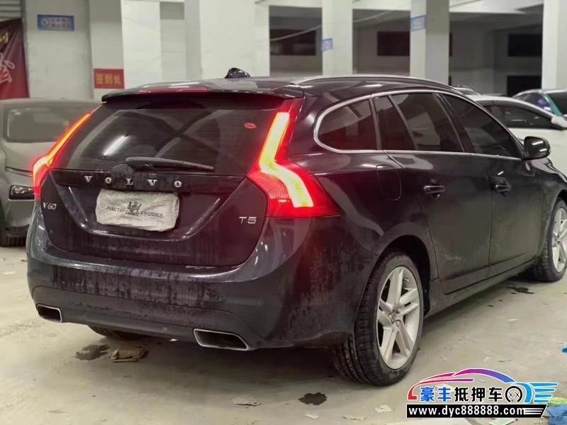 16年沃尔沃V60轿车抵押车出售