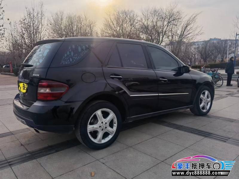 10年奔驰MLSUV抵押车出售