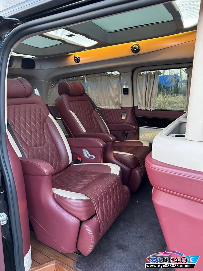 18年奔驰V级MPV抵押车出售