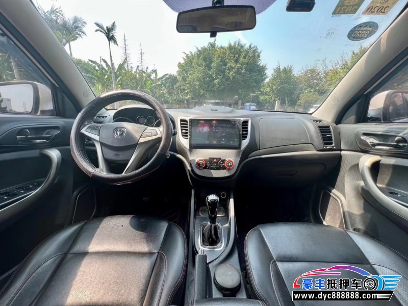 13年长安CS35轿车抵押车出售