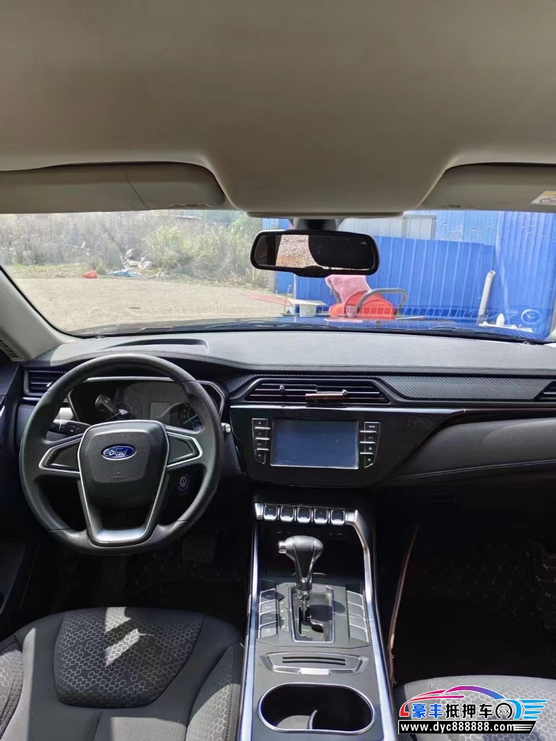 19年福特领界轿车抵押车出售