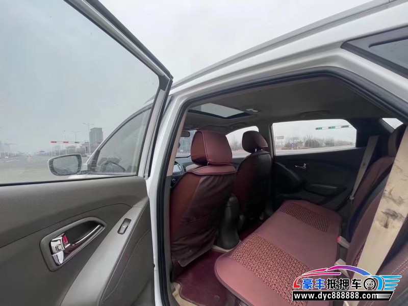 15年现代ix35SUV抵押车出售