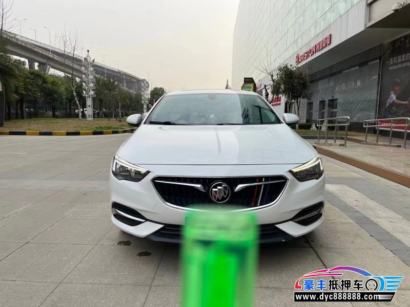 18年别克君威轿车抵押车出售