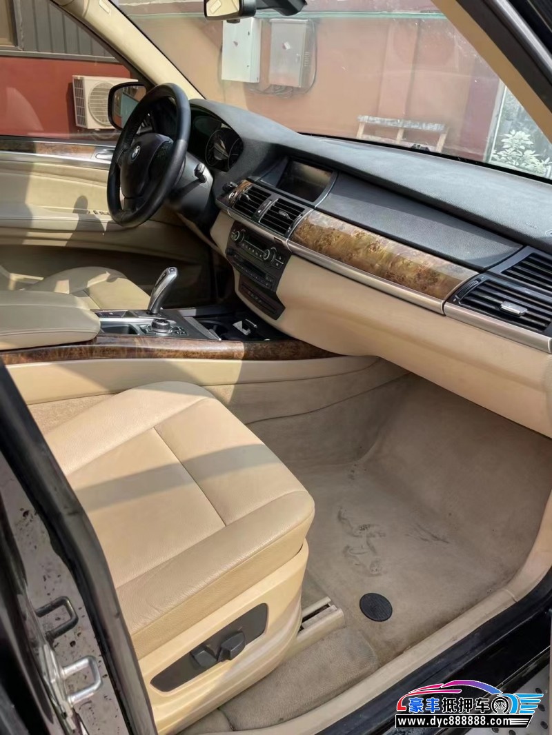 11年宝马X5SUV抵押车出售