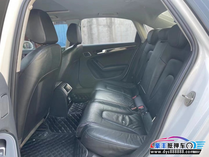 14年奥迪A4轿车抵押车出售