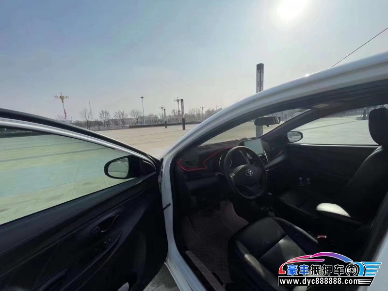 14年丰田威驰轿车抵押车出售