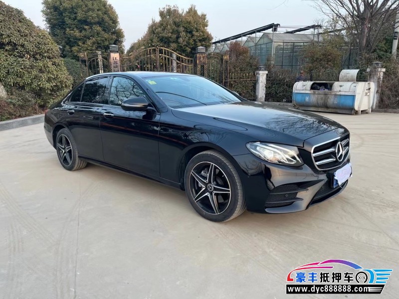 19年奔驰E轿车抵押车出售