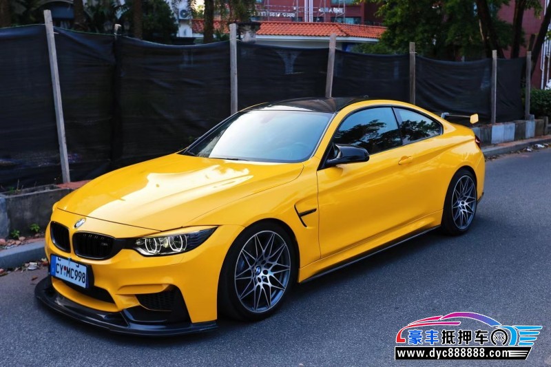 15年宝马M4轿车抵押车出售