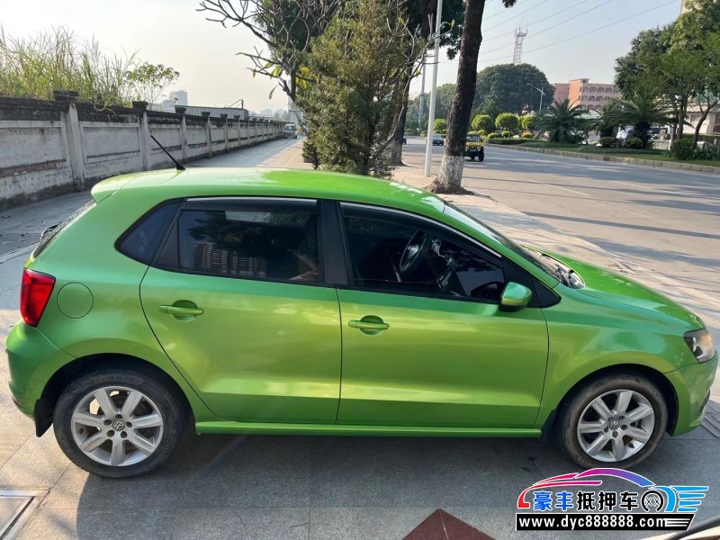 15年大众polo轿车抵押车出售