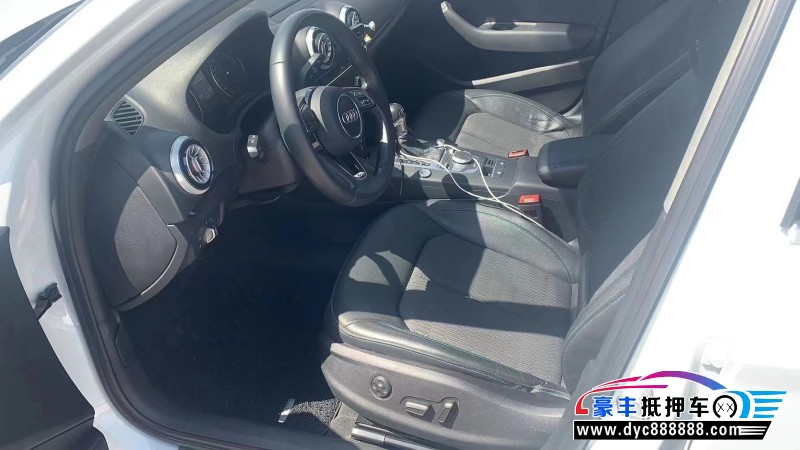 17年奥迪Q3(进口)轿车抵押车出售