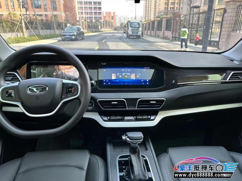 22年凯翼炫界轿车抵押车出售