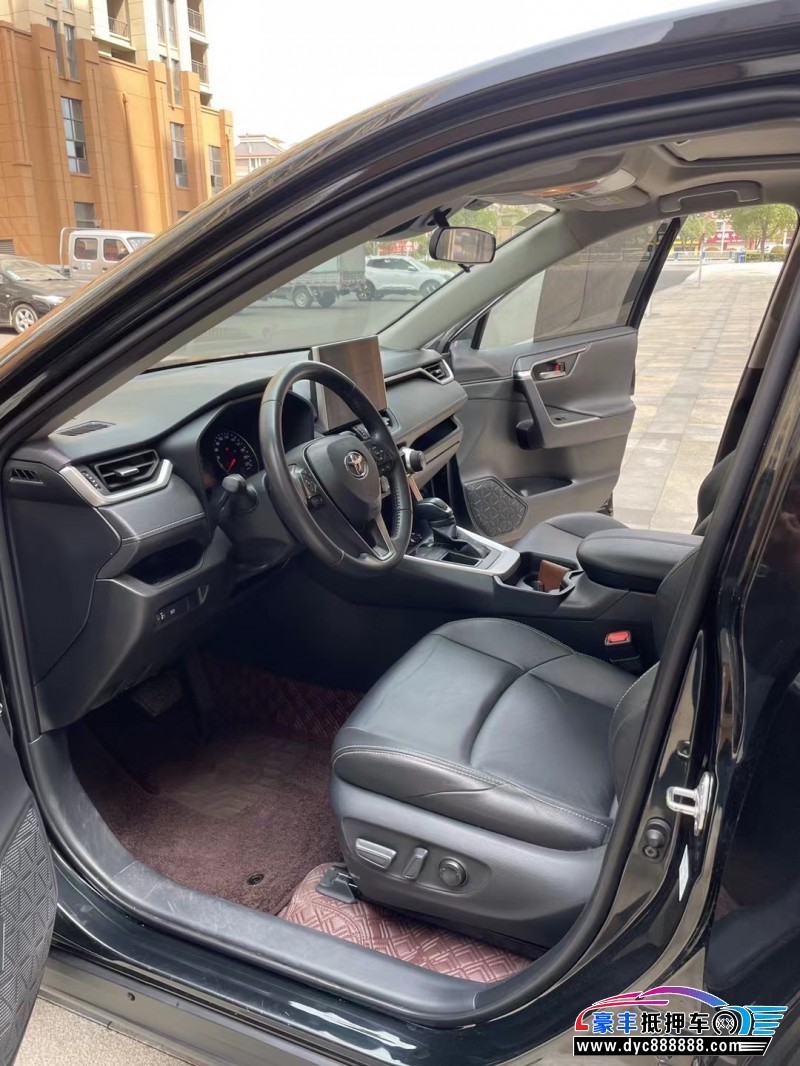 21年丰田威兰达SUV抵押车出售