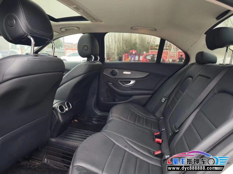 17年奔驰C轿车抵押车出售