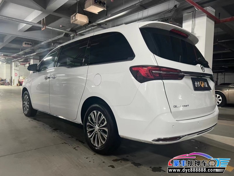 22年别克GL8MPV抵押车出售