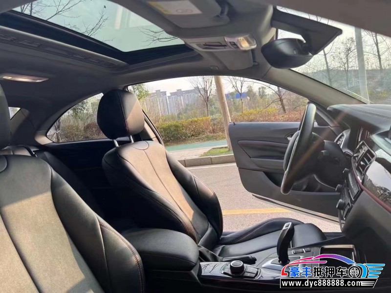 18年宝马2系轿车抵押车出售