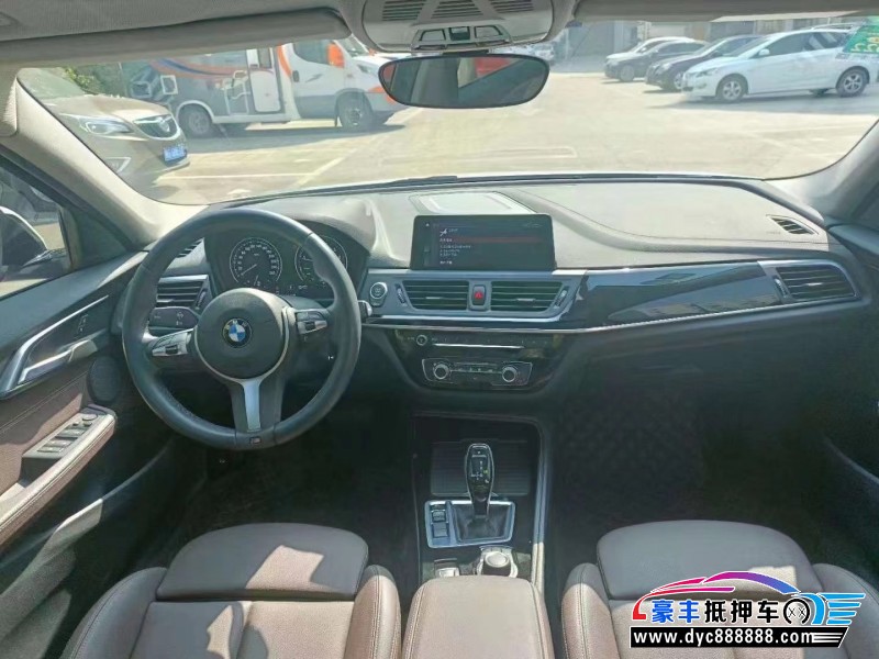 20年宝马1系轿车抵押车出售