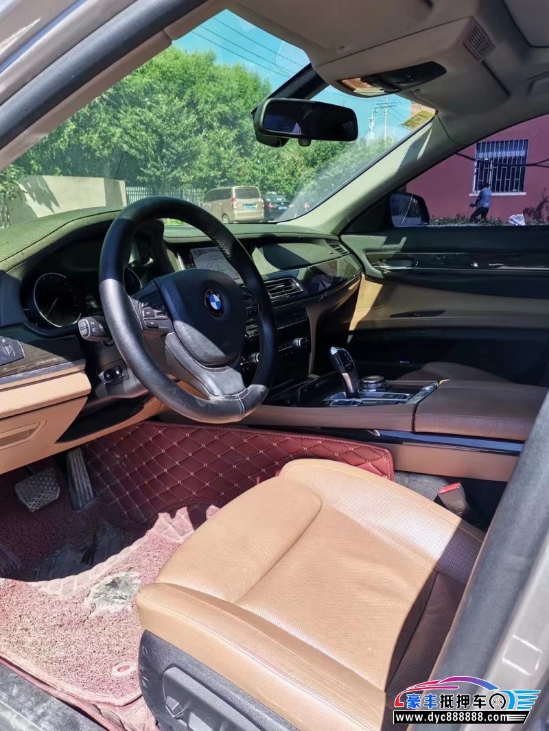 15年宝马7系轿车抵押车出售