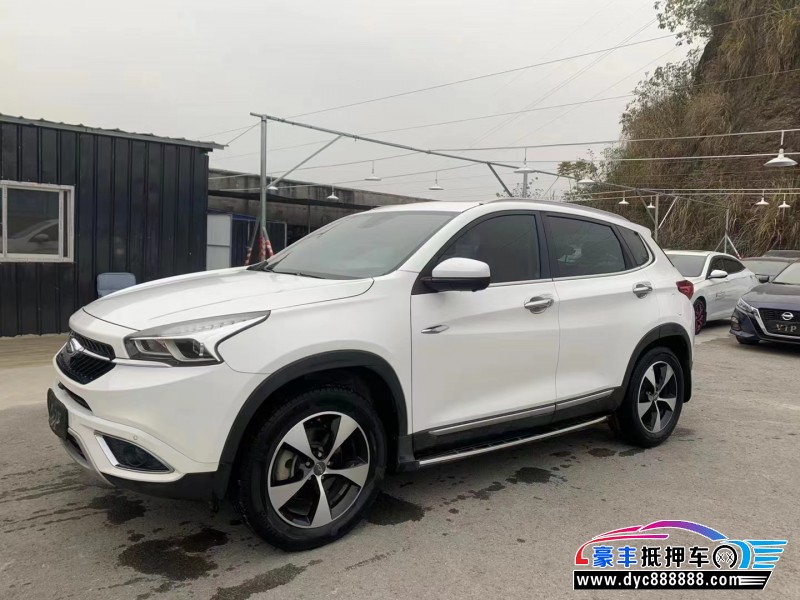 17年奇瑞瑞虎7轿车抵押车出售