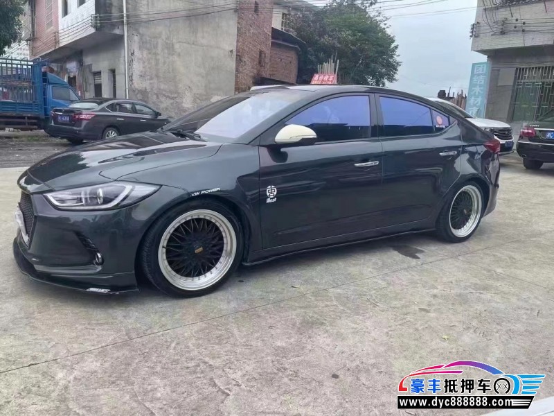 16年现代领动轿车抵押车出售