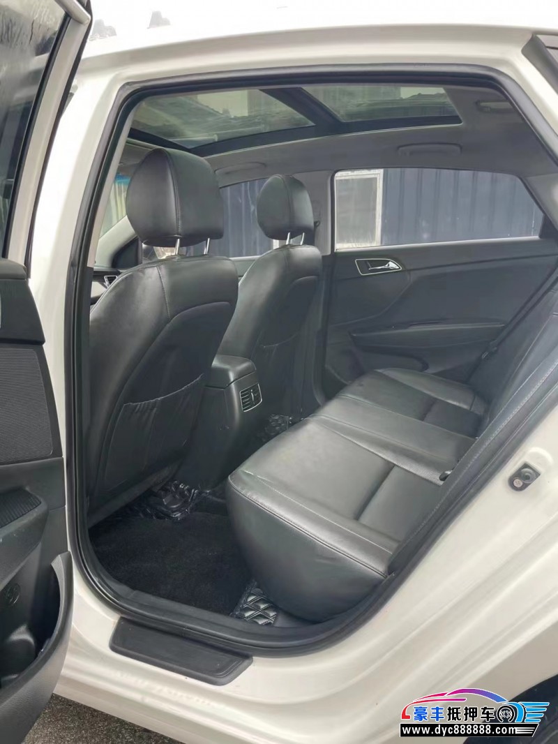 14年现代名图轿车抵押车出售