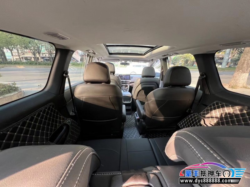 20年上汽大通G50轿车抵押车出售