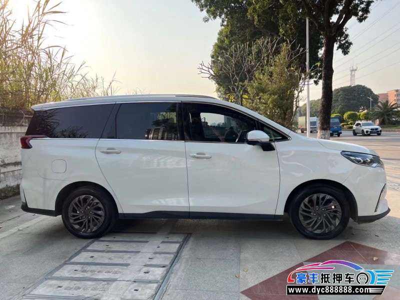 20年上汽大通G50轿车抵押车出售