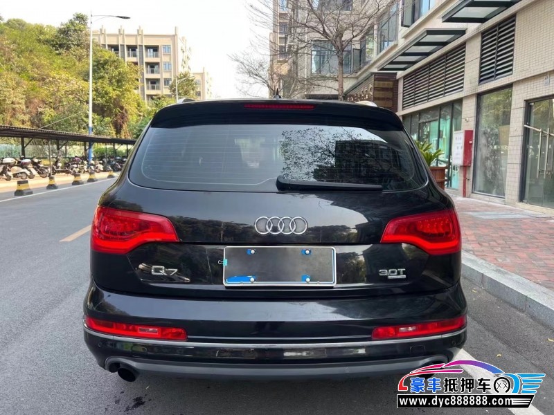 11年奥迪Q7轿车抵押车出售