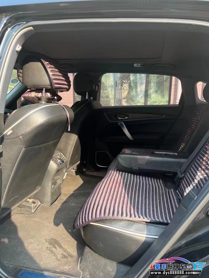 18年本田UR-V轿车抵押车出售