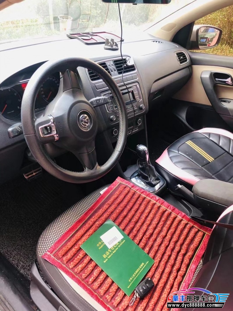 13年大众polo轿车抵押车出售