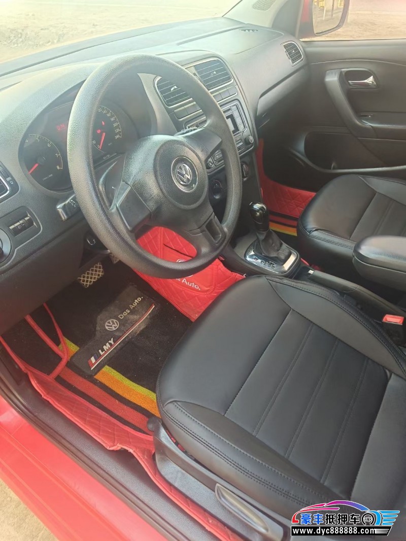 13年大众polo轿车抵押车出售