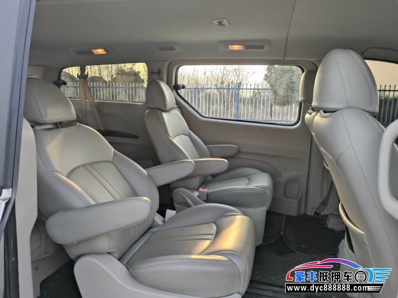 15年上汽大通G10SUV抵押车出售