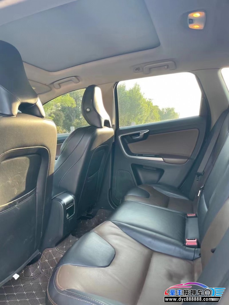 15年沃尔沃XC60SUV抵押车出售