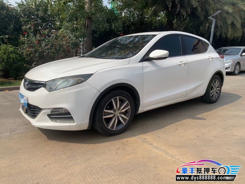 16年长安逸动轿车抵押车出售