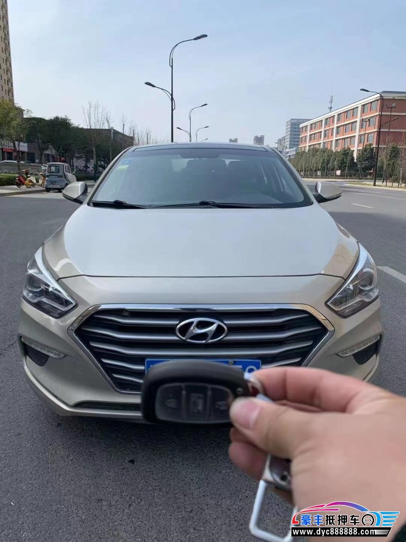 18年现代名图轿车抵押车出售