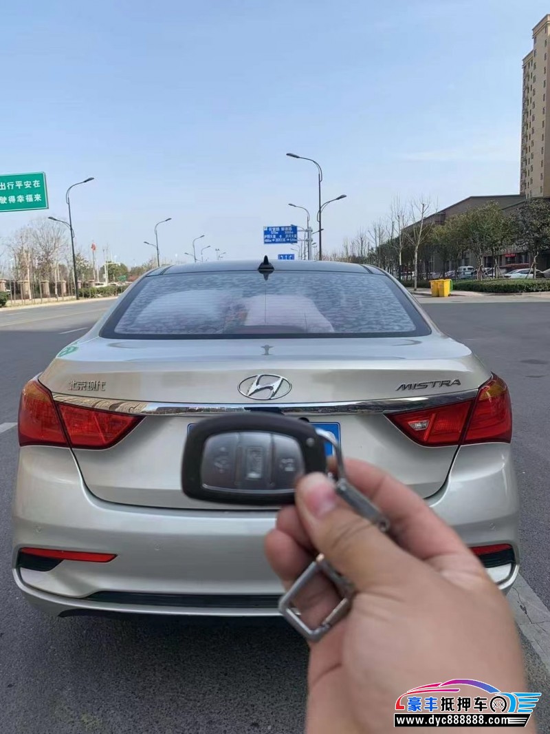 18年现代名图轿车抵押车出售