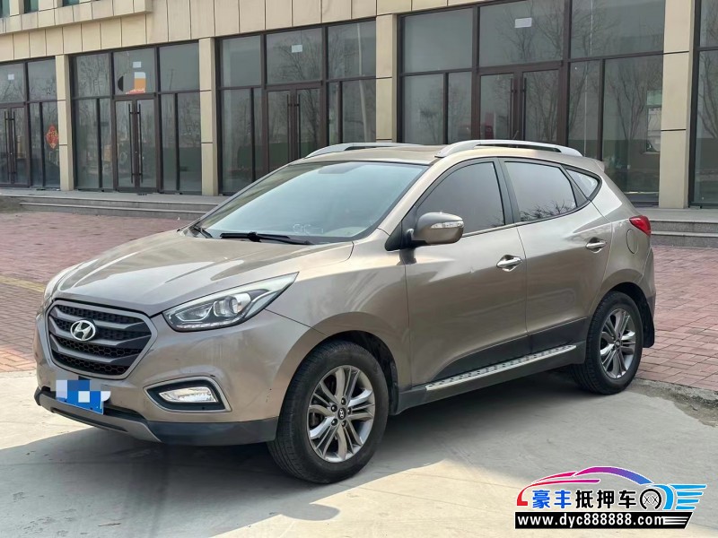 14年现代ix35轿车抵押车出售