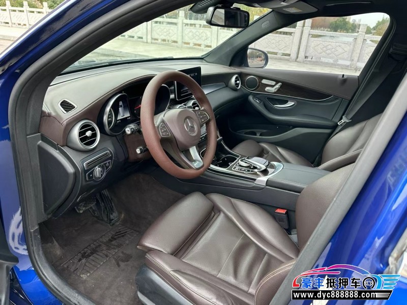 18年奔驰GLCSUV抵押车出售