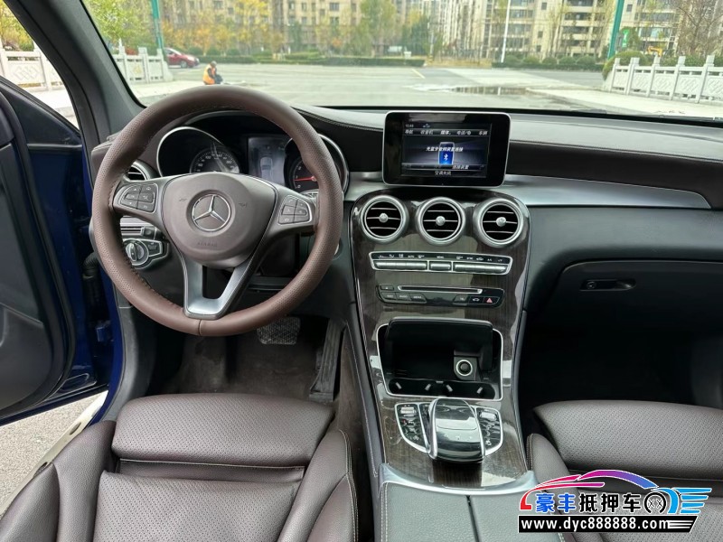 18年奔驰GLCSUV抵押车出售