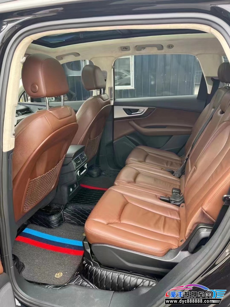 19年奥迪Q7轿车抵押车出售