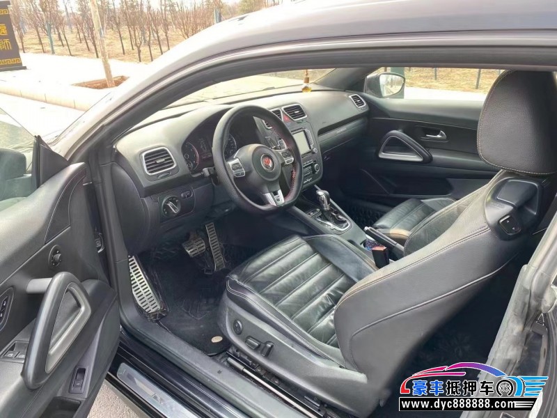 14年大众尚酷轿车抵押车出售