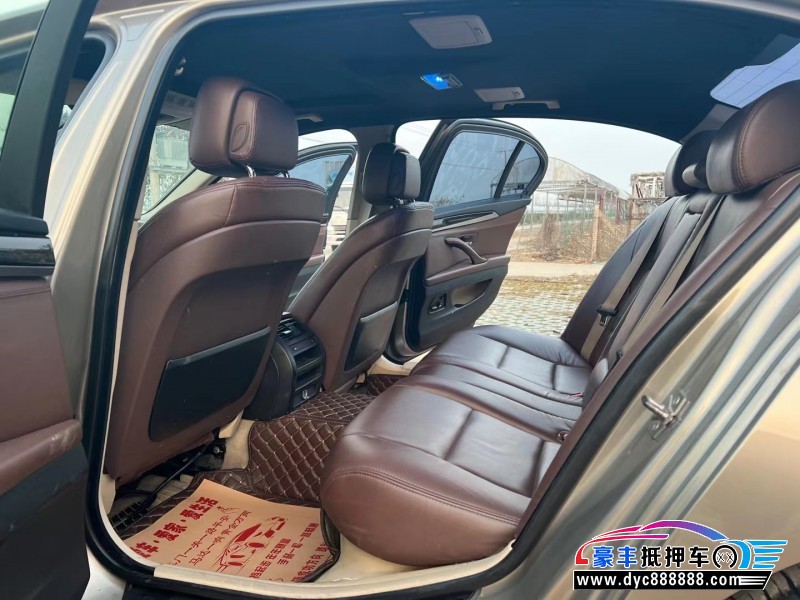 10年宝马5系轿车抵押车出售